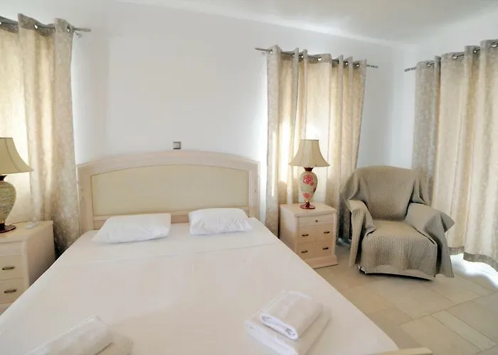 Busho بيت للعطل ناوسا