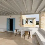 Busho * Naousa (Paros)