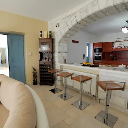 Holiday home Busho