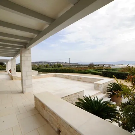 Busho Naousa (Paros)