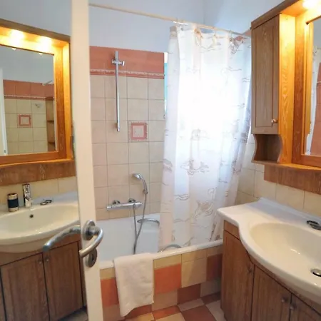 Holiday home Busho Naousa (Paros)